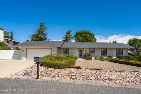 11112 E Navajo Dr, Dewey, AZ 86327