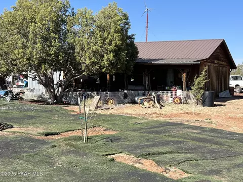 314 Bullock Rd, Ash Fork, AZ 86320