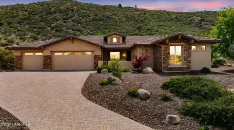 1138 N Cloud Cliff Pass, Prescott Valley, AZ 86314