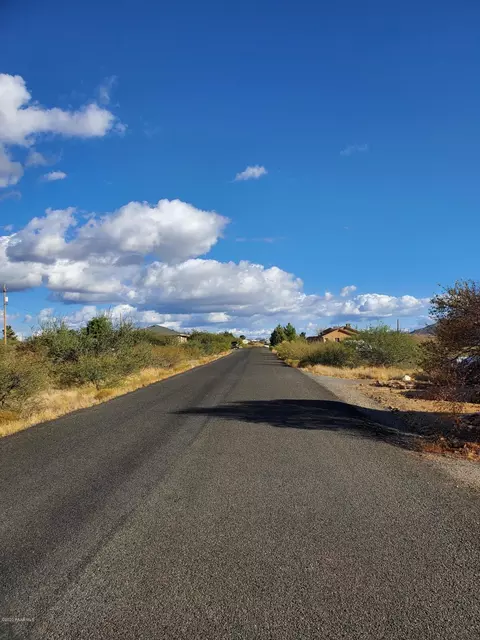20014 E Lakeside Rd, Mayer, AZ 86333 photo 3