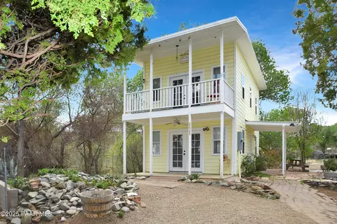 12383 E Central Ave, Mayer, AZ 86333