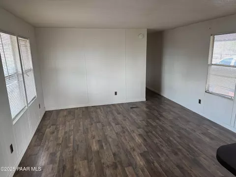 17431 E Meadow Ln, Mayer, AZ 86333 photo 5