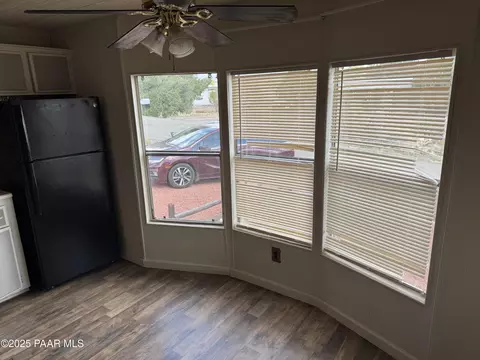17431 E Meadow Ln, Mayer, AZ 86333 photo 8
