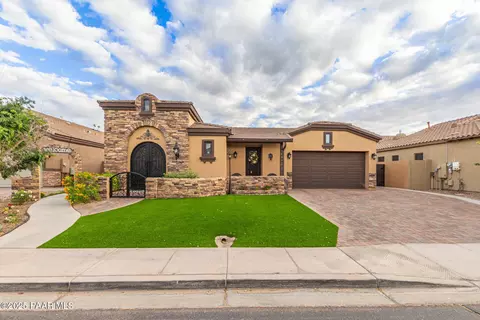 2693 Elgin St, Chandler, AZ 85225