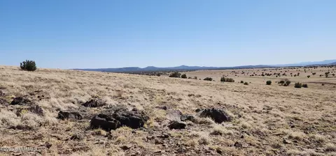 91 92 Off Falcon Flight, Ash Fork, AZ 86320
