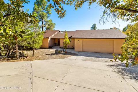 11 Highland Ter, Prescott, AZ 86305