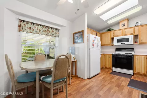 12190 E Obsidian Loop Rd, Dewey, AZ 86327 photo 9