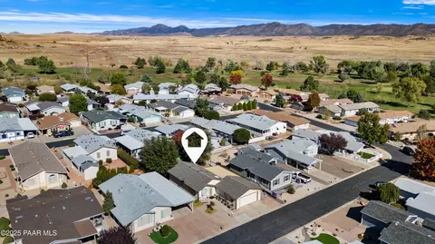 12190 E Obsidian Loop Rd, Dewey, AZ 86327 photo 2