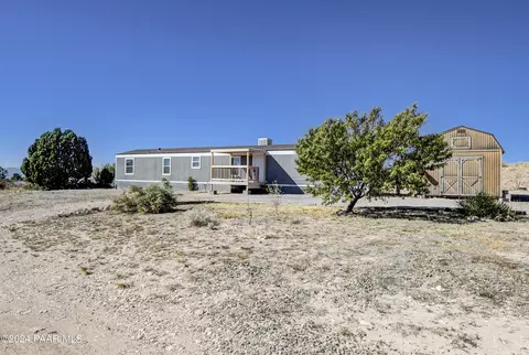 427 E Peterson Rd, Paulden, AZ 86334