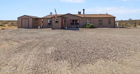 17455 E Old Cherry Rd, Dewey, AZ 86327 photo 2