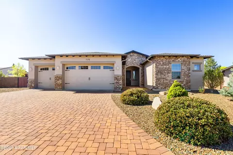7178 N Lucky Shoe Cir, Prescott Valley, AZ 86315