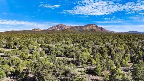 8475 W Meadowlark C Rd, Prescott, AZ 86305