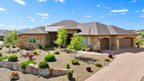 1032 Vantage Point Cir, Prescott, AZ 86301