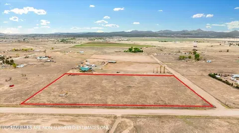 3225 W Rocky Rd, Paulden, AZ 86334