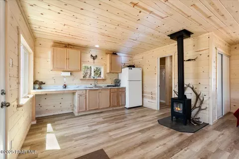 453 Arizona Rd, Ash Fork, AZ 86320 photo 10