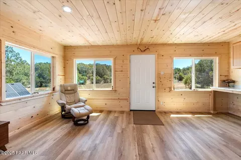 453 Arizona Rd, Ash Fork, AZ 86320 photo 6