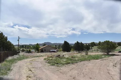25 E Bald Eagle Trl, Paulden, AZ 86334 photo 9