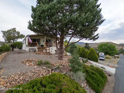 10149 E Durham Rd, Dewey, AZ 86327 photo 2