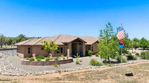 5651 W Inscription Canyon Dr, Prescott, AZ 86305