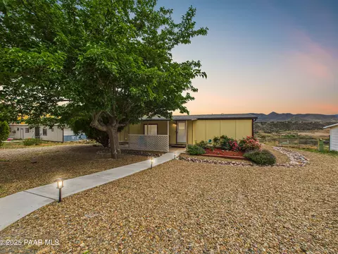 8131 E Canyon Ln, Prescott Valley, AZ 86314