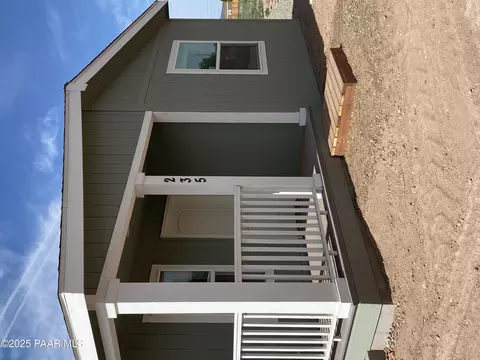 235 W Venice Way, Paulden, AZ 86334