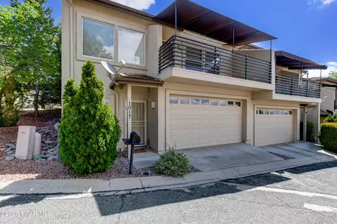 1017 N Fairway Dr, Dewey, AZ 86327