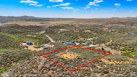 975 S Kerasi Ct, Dewey-humboldt, AZ 86327