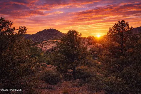 9235 N Distant Vw Cir, Prescott, AZ 86305