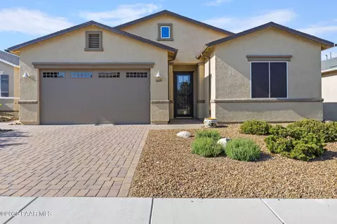 12691 E De La Cruz St, Dewey, AZ 86327