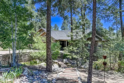 1021 Sheriffs Posse Trl, Prescott, AZ 86303