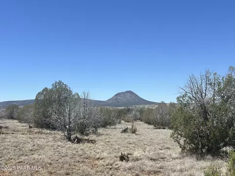 10 S2 Off Of Looking Glass, Ash Fork, AZ 86320