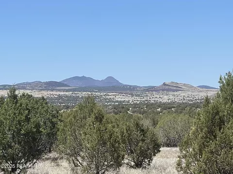 10 S2 Off Of Looking Glass, Ash Fork, AZ 86320 photo 2