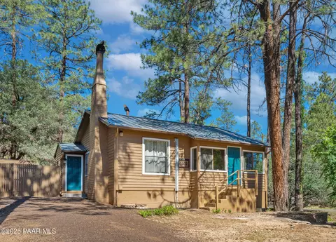 1002 Hemlock Ave, Prescott, AZ 86303