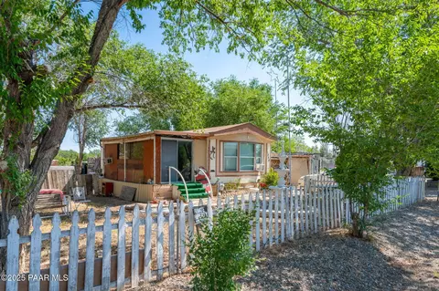 1860 Cindy Ct, Chino Valley, AZ 86323