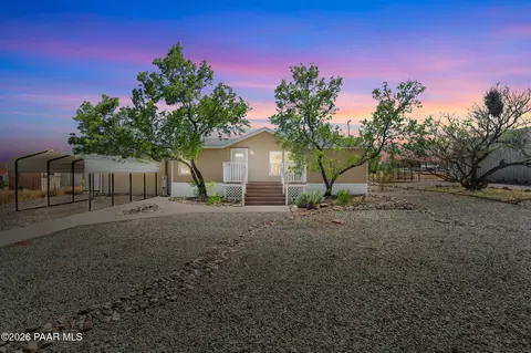20253 E Conestoga Dr, Mayer, AZ 86333