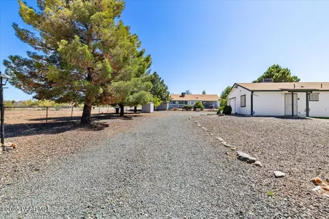 Exterior - 20249 E Prickly Pear Dr, Mayer, AZ 86333 photo 2 of 3