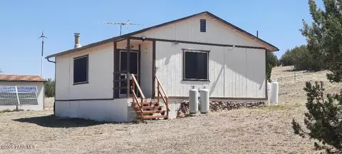 47205 N Williamson Valley Rd, Seligman, AZ 86337