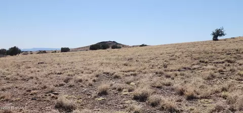 79 Falcon Flight Way # E, Ash Fork, AZ 86320 photo 3
