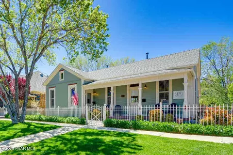 136 N Pleasant St, Prescott, AZ 86301