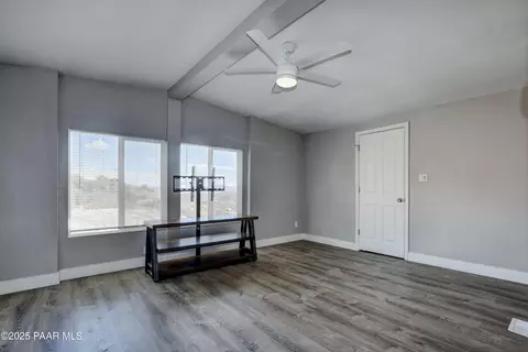 9285 E Wolf Rd, Dewey, AZ 86327 photo 12