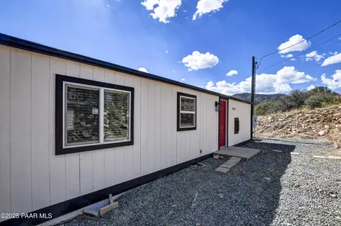 9285 E Wolf Rd, Dewey, AZ 86327 photo 3