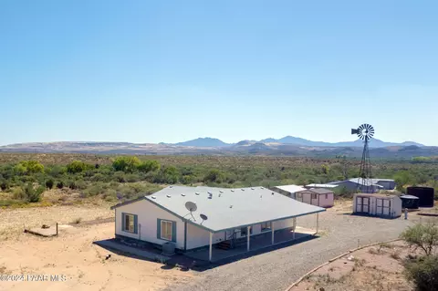 3525 Iron Horse Rd, Kirkland, AZ 86332
