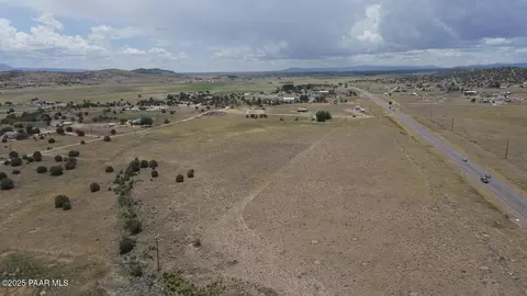 21100 El Rocko Ln, Paulden, AZ 86334