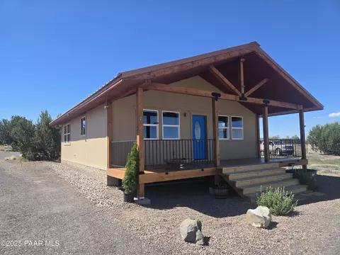 Exterior - 1400 Tanner, Ash Fork, AZ 86320 photo 2 of 5