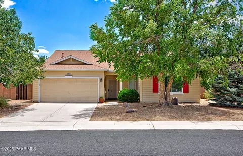 7461 N Windy Walk Way, Prescott Valley, AZ 86315