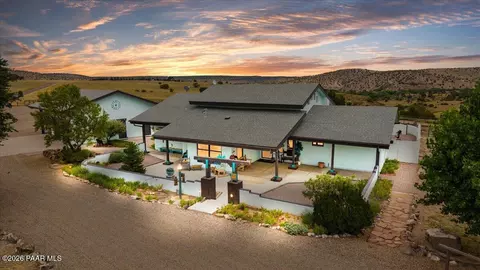 1256 E Reata Trl, Paulden, AZ 86334