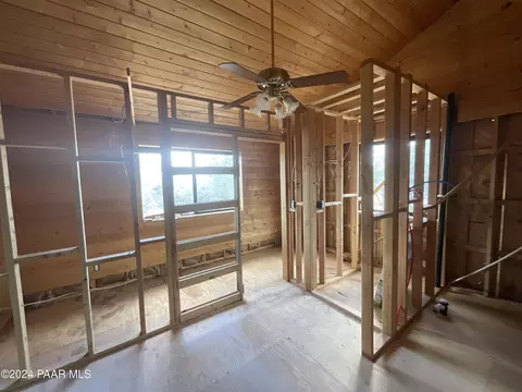 Bedroom - 154 153 Gleed Sta, Ash Fork, AZ 86320 photo 1 of 5