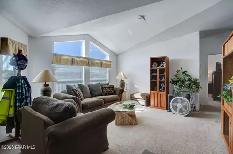 600 E Sudds Dr, Paulden, AZ 86334 photo 5
