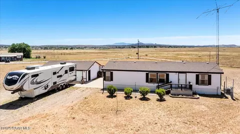 24725 N Patricia Rd, Paulden, AZ 86334