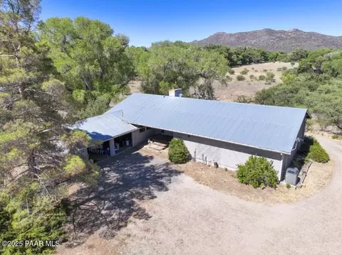 12850 W Cottonwood Ln, Skull Valley, AZ 86338